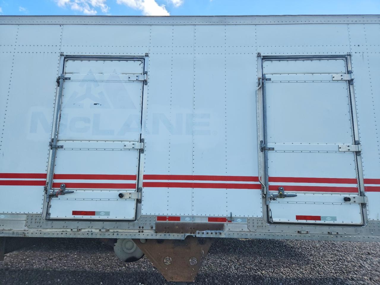 2011 UTILITY TRAILER MANUFACTURE TRAILER