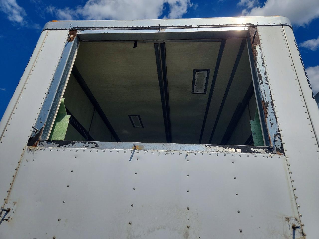 2011 UTILITY TRAILER MANUFACTURE TRAILER