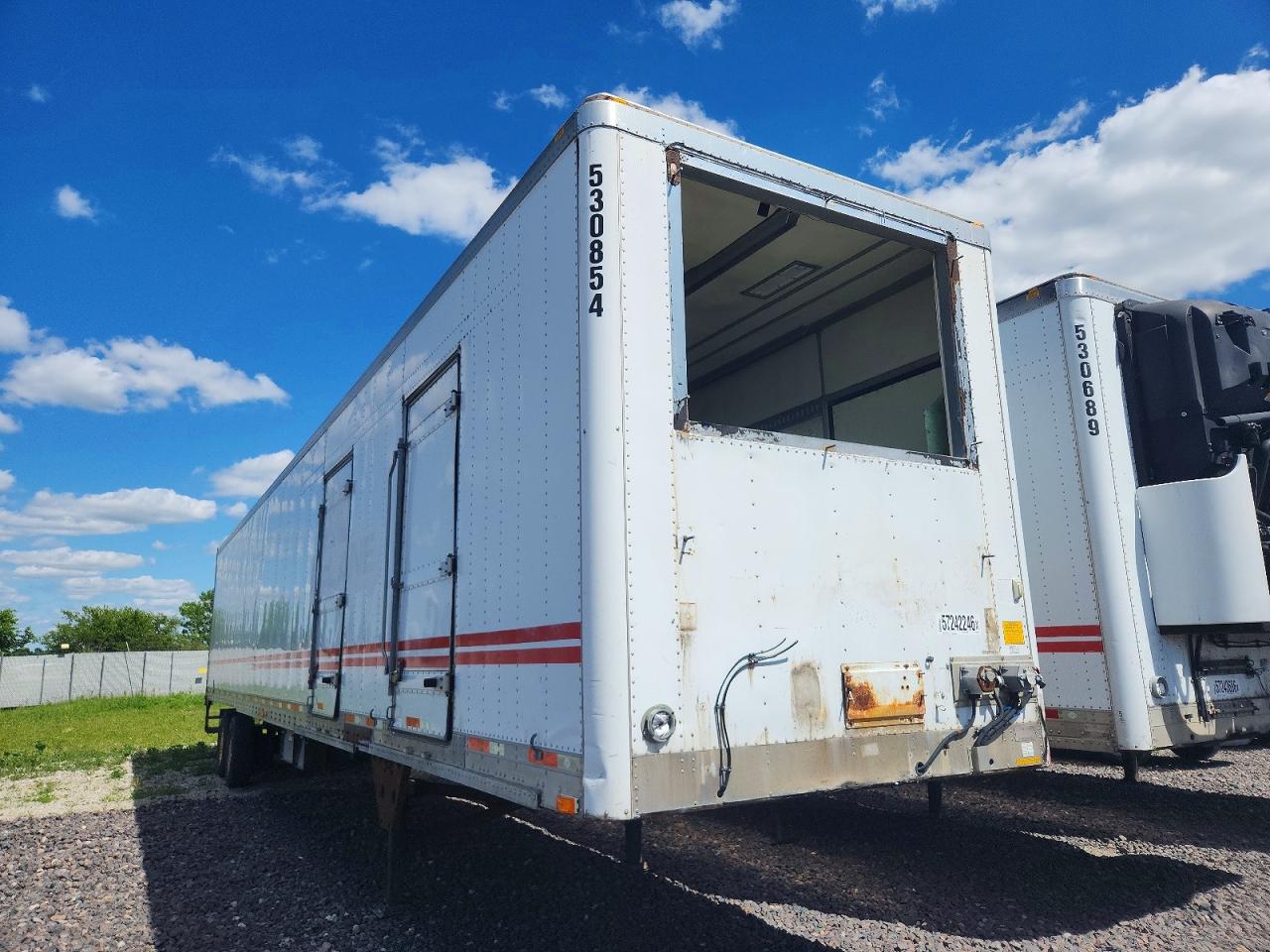 2011 UTILITY TRAILER MANUFACTURE TRAILER