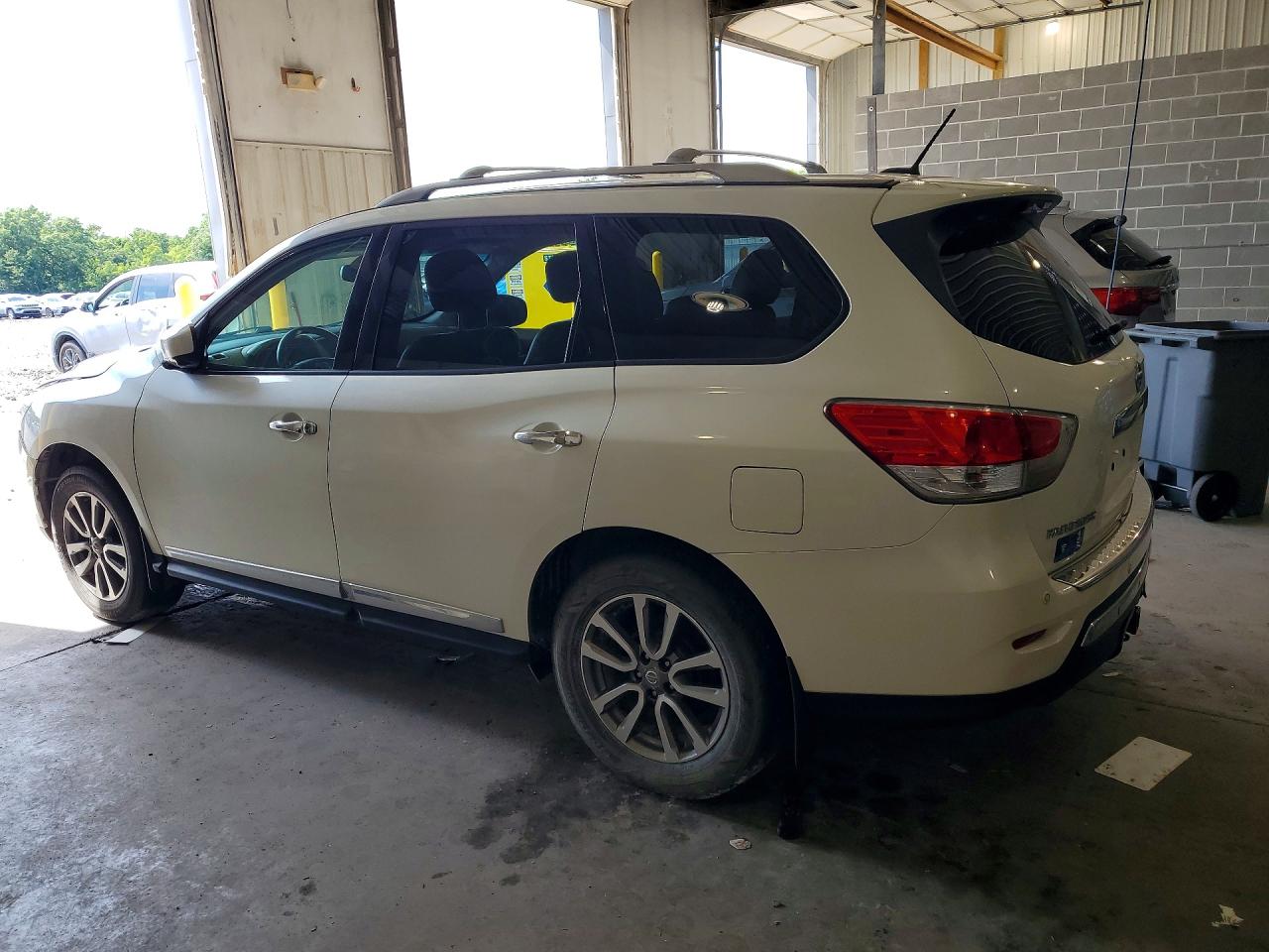 2016 NISSAN PATHFINDER