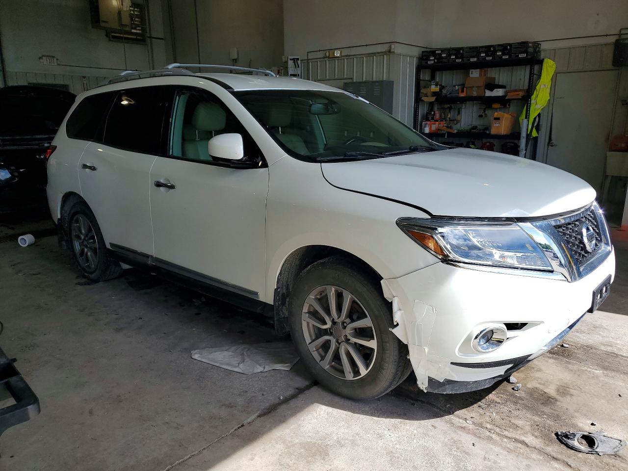 2016 NISSAN PATHFINDER