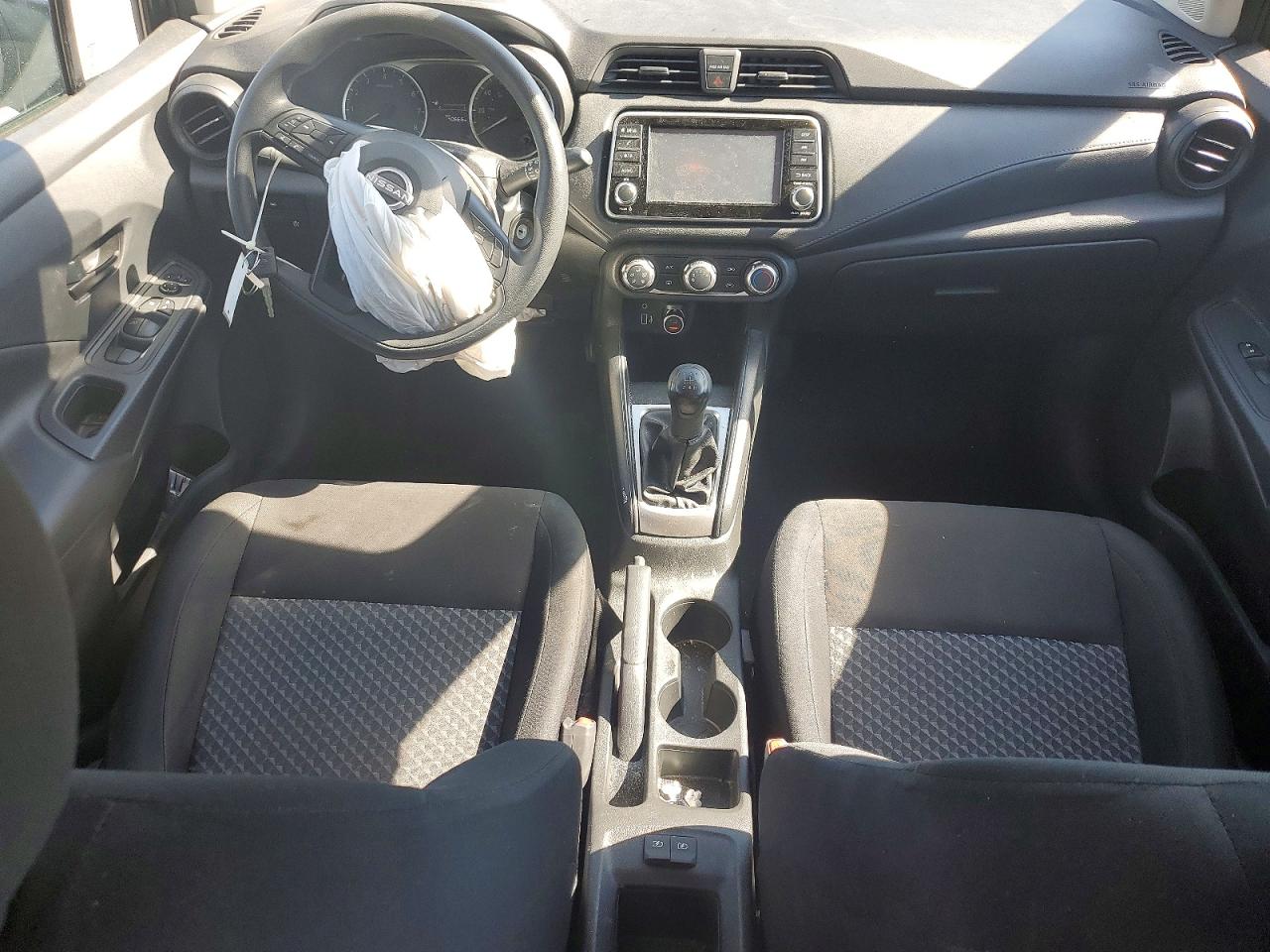 2024 NISSAN VERSA