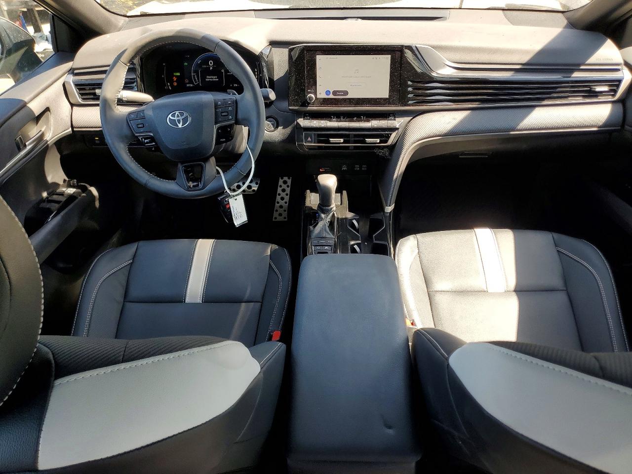 2026 TOYOTA CAMRY