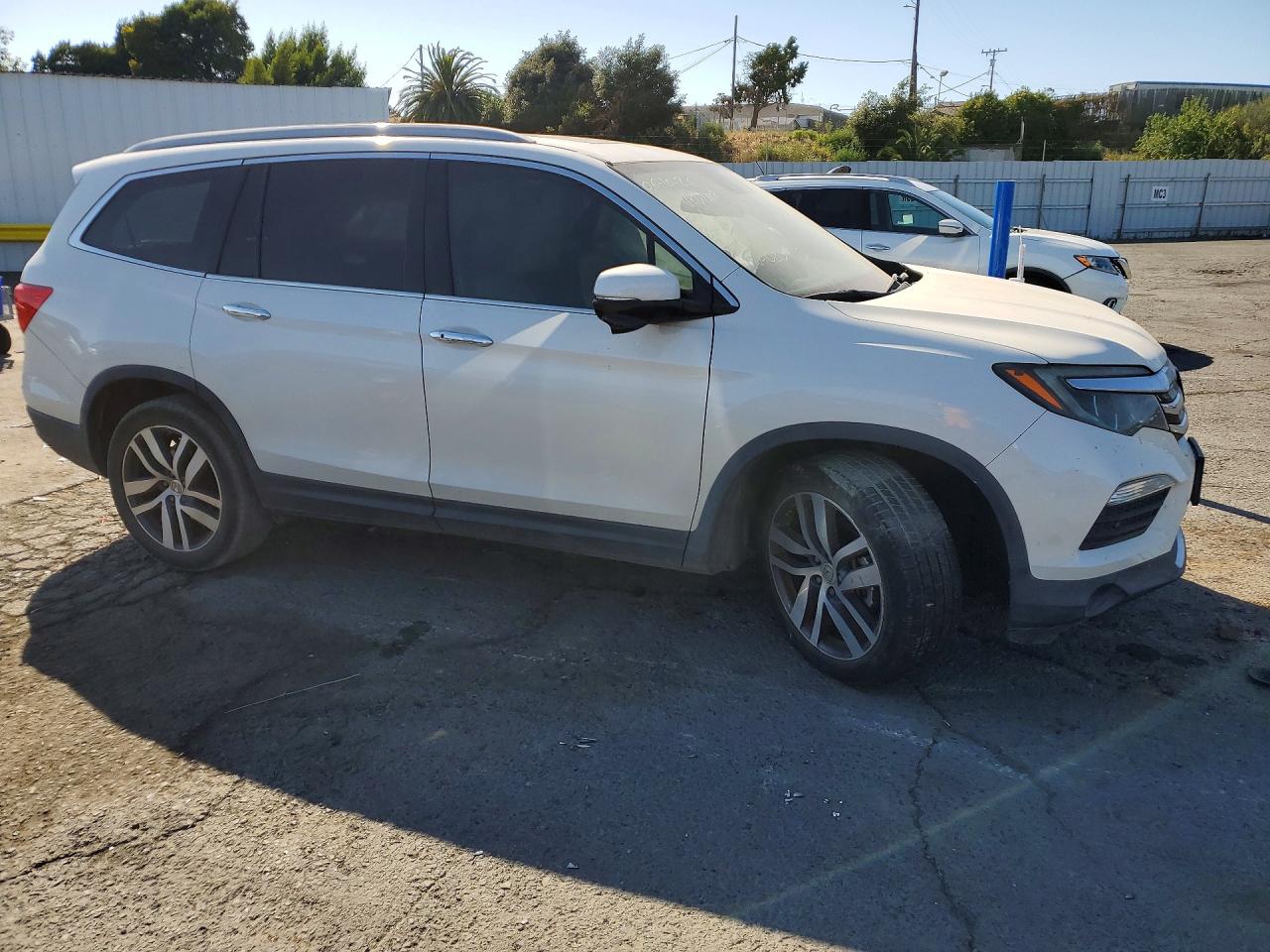 2016 HONDA PILOT