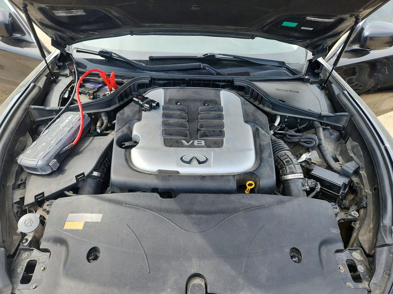 2012 INFINITI M56