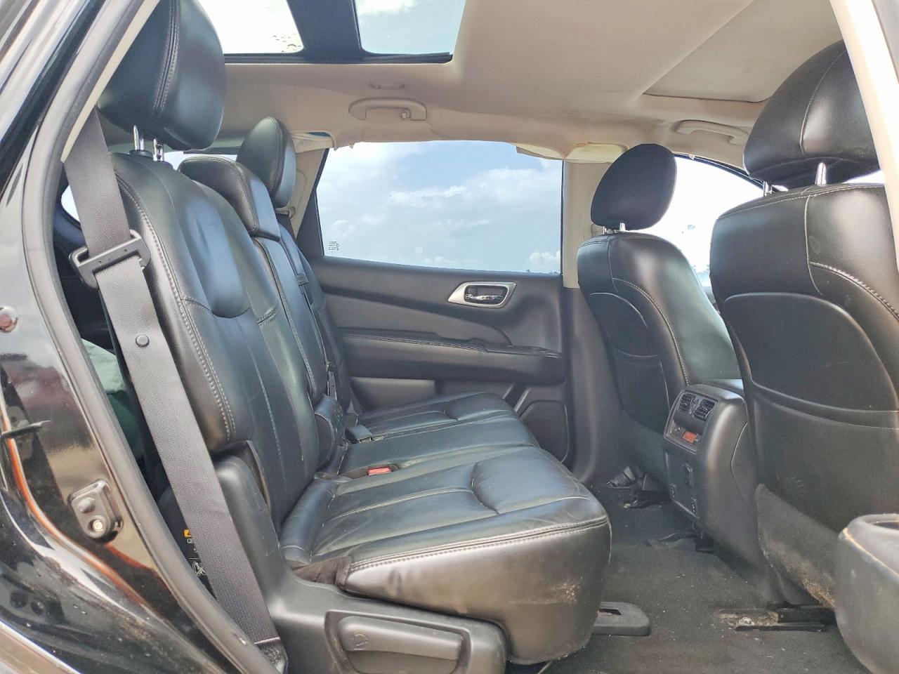 2014 NISSAN PATHFINDER