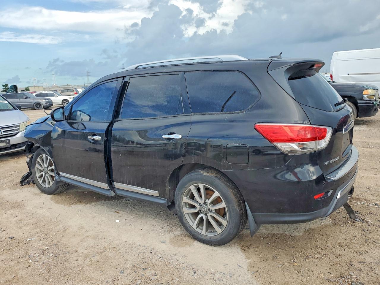 2014 NISSAN PATHFINDER
