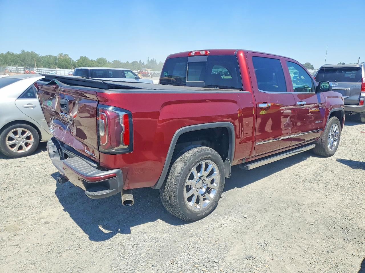 2016 GMC SIERRA
