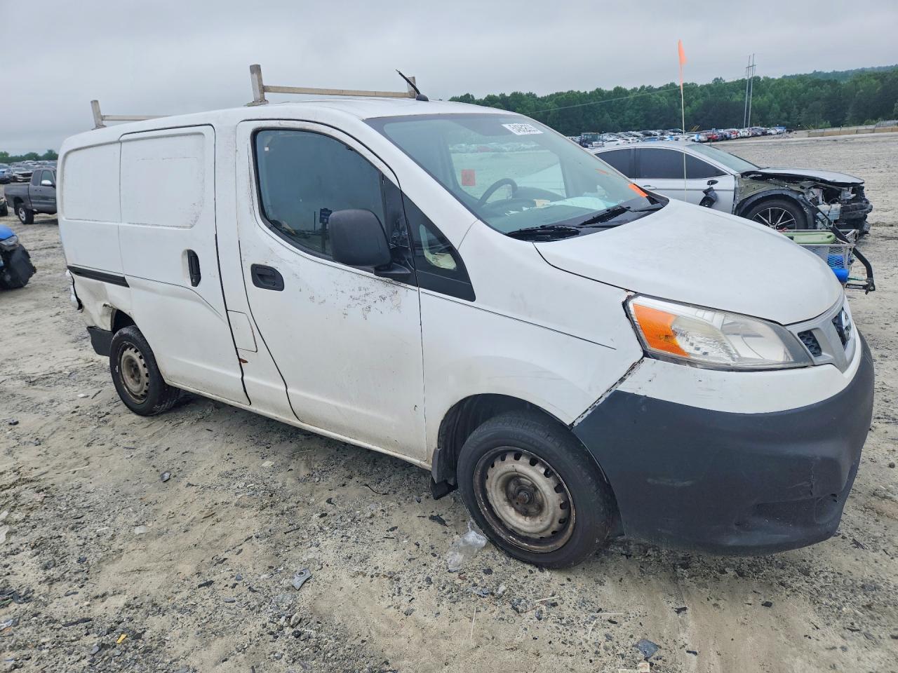 2015 NISSAN NV