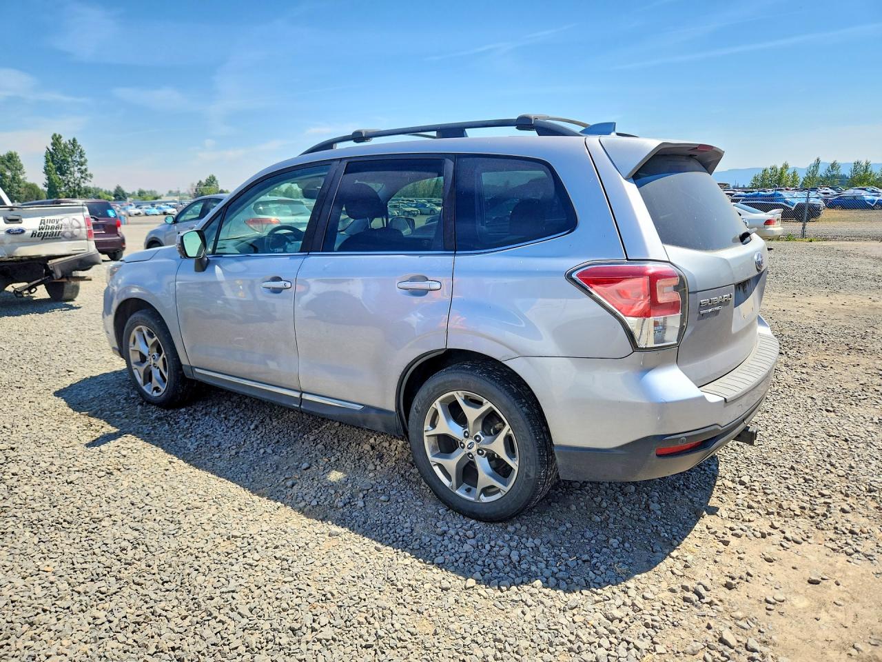 2017 SUBARU FORESTER