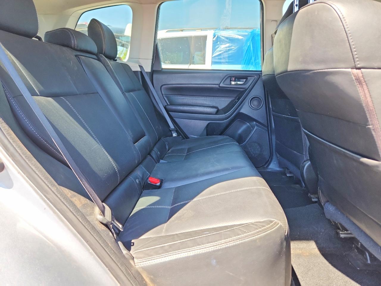 2017 SUBARU FORESTER