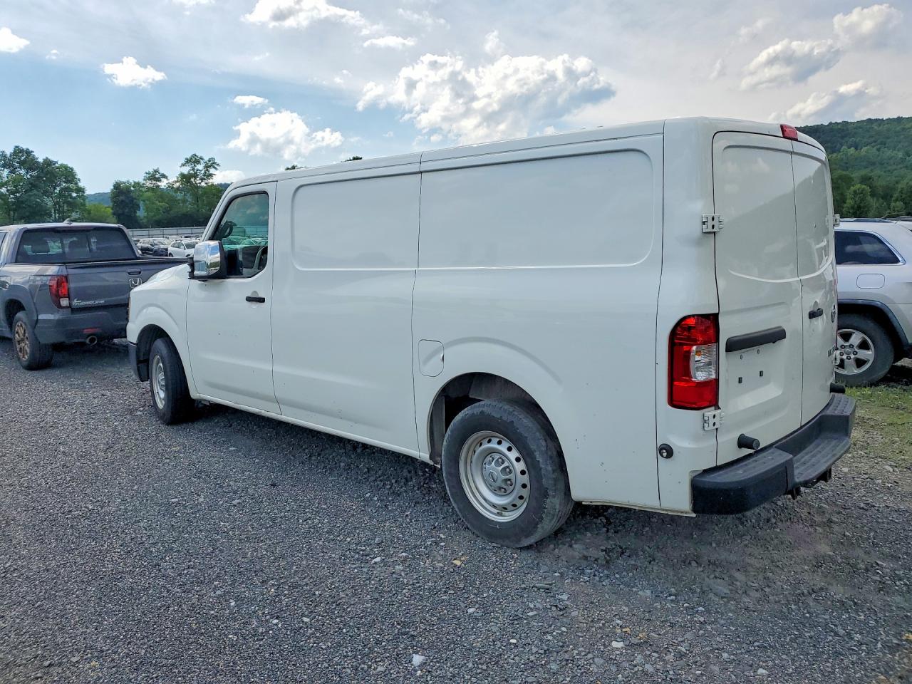 2018 NISSAN NV 2500