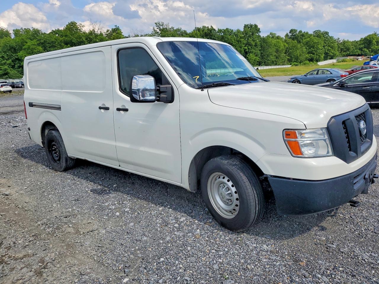 2018 NISSAN NV 2500