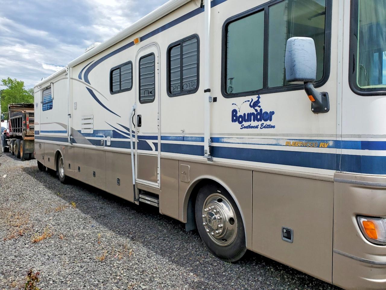 2002 FLEETWOOD RV ALL OTHER