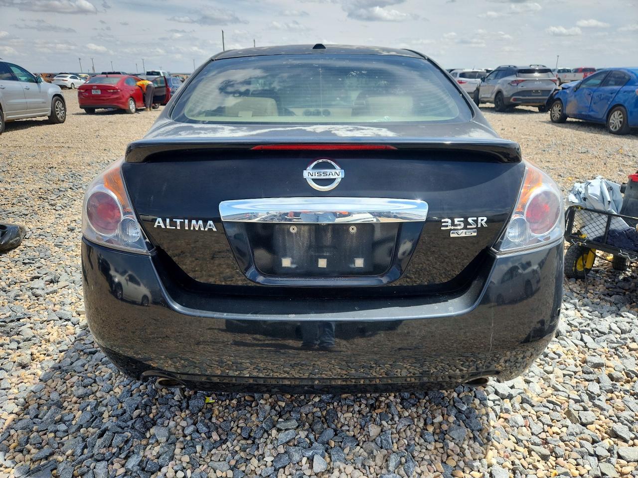 2010 NISSAN ALTIMA