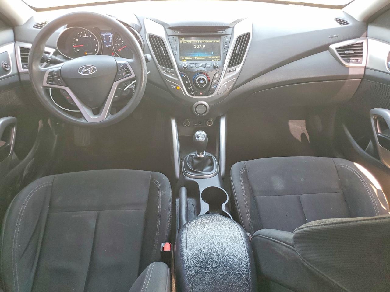 2016 HYUNDAI VELOSTER