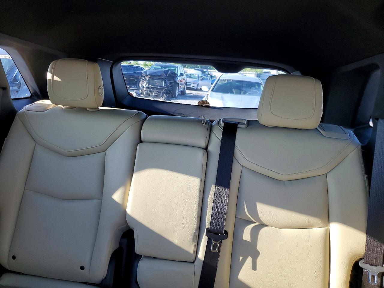2017 CADILLAC XT5