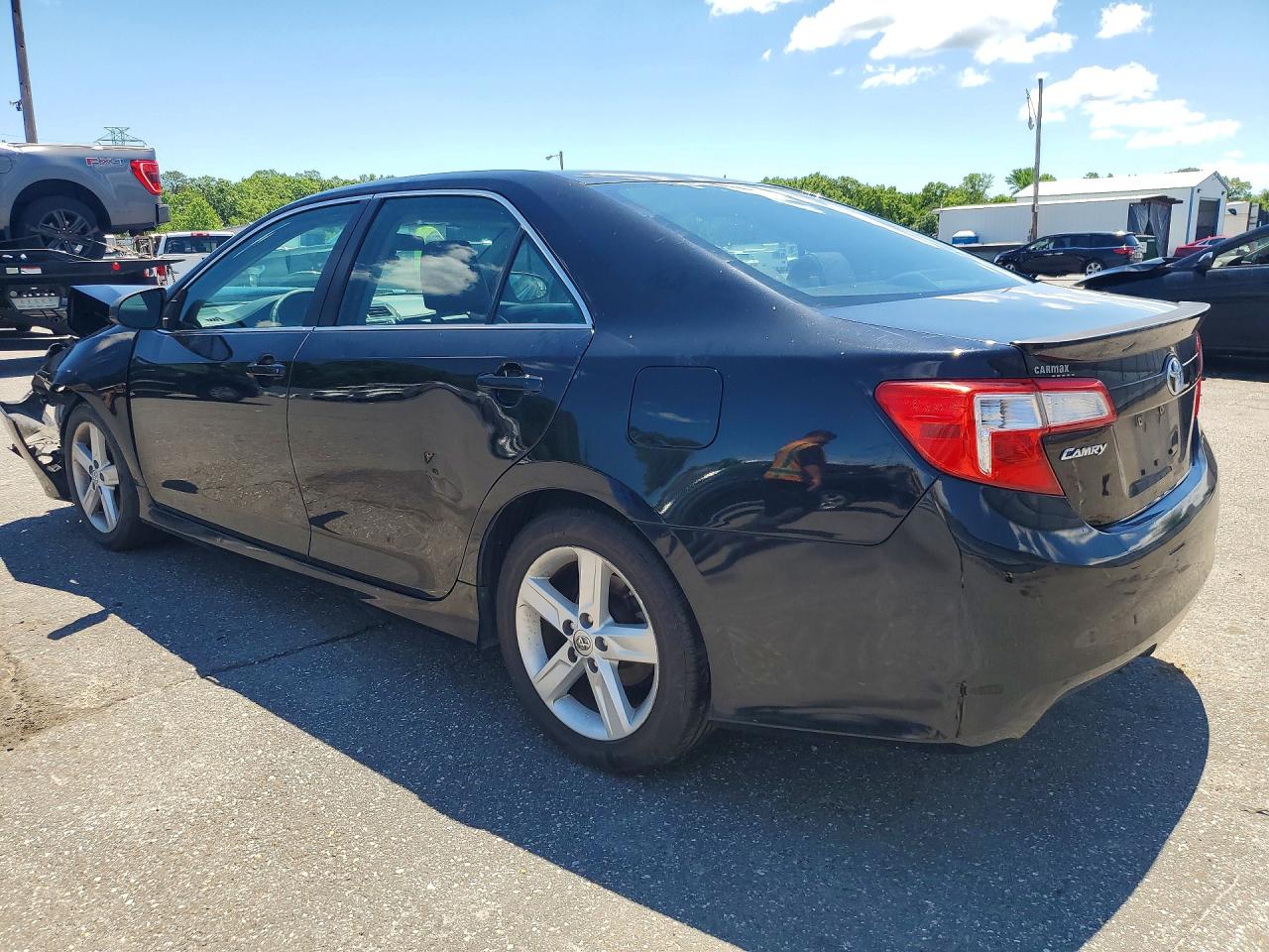 2014 TOYOTA CAMRY
