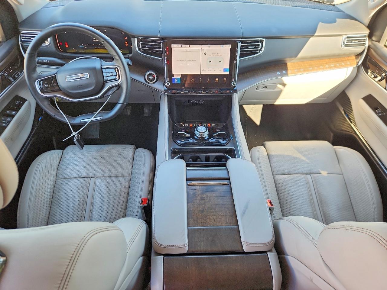 2023 JEEP GRAND WAGO