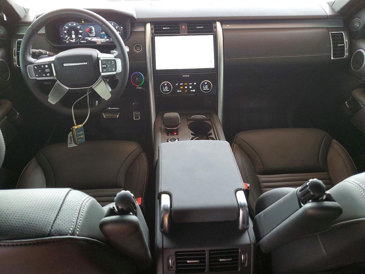 2025 LAND ROVER DISCOVERY