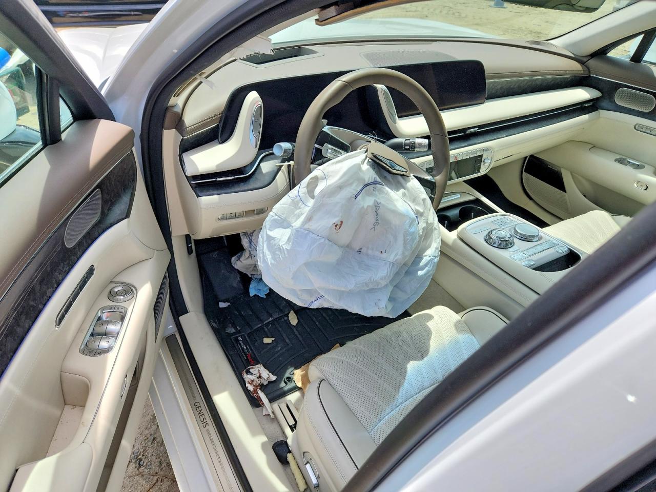 2025 GENESIS G90