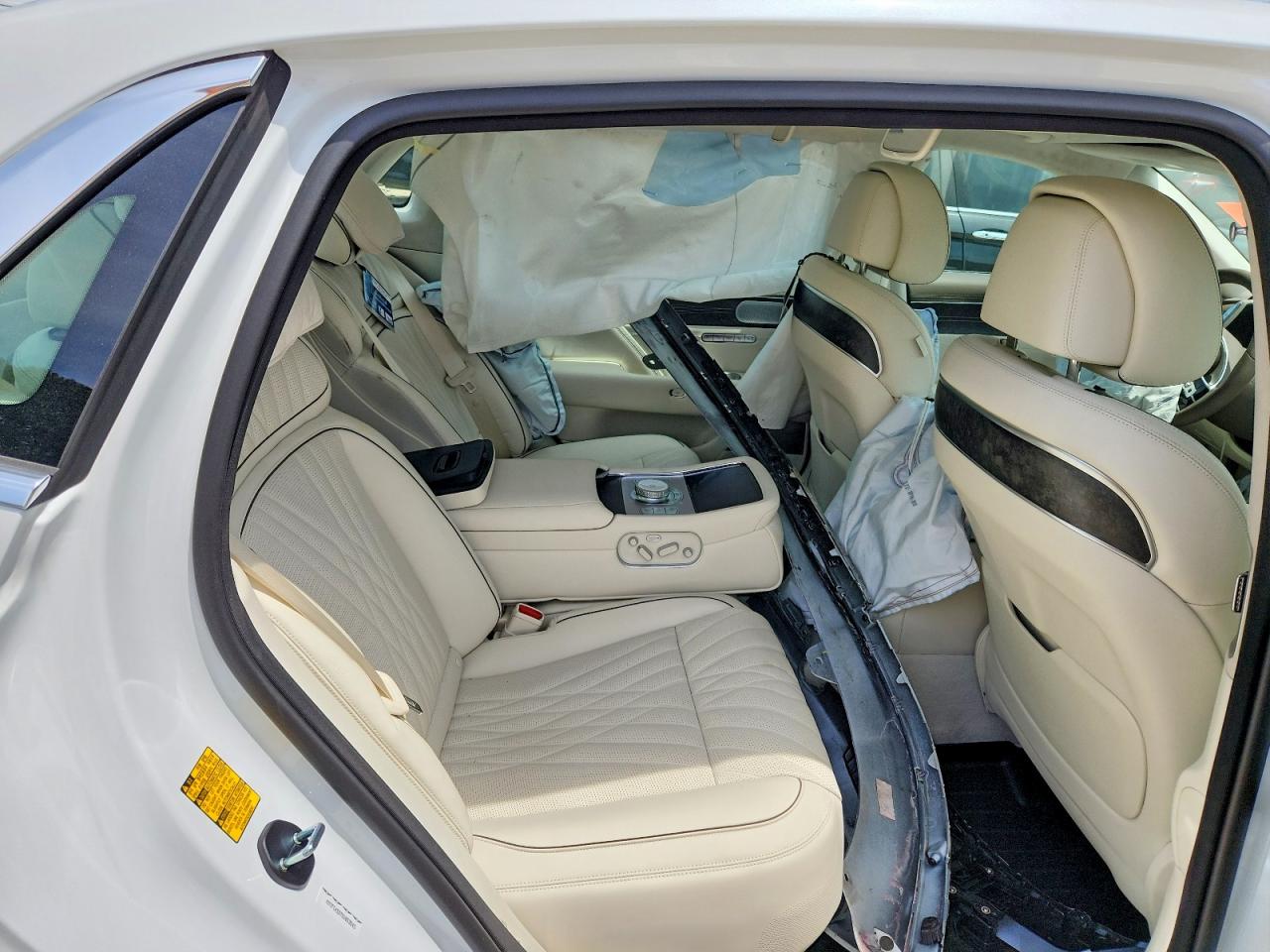 2025 GENESIS G90