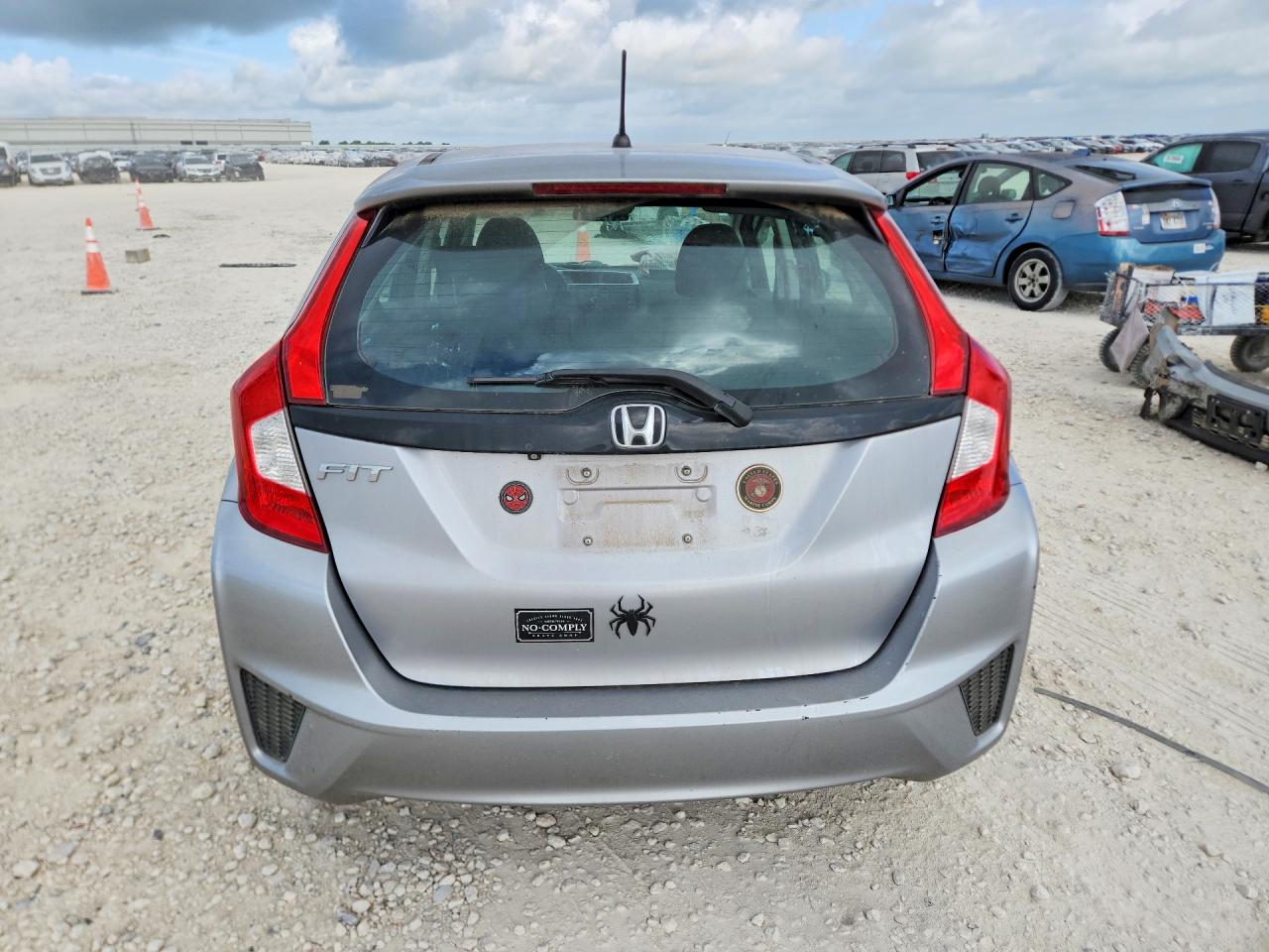 2017 HONDA FIT