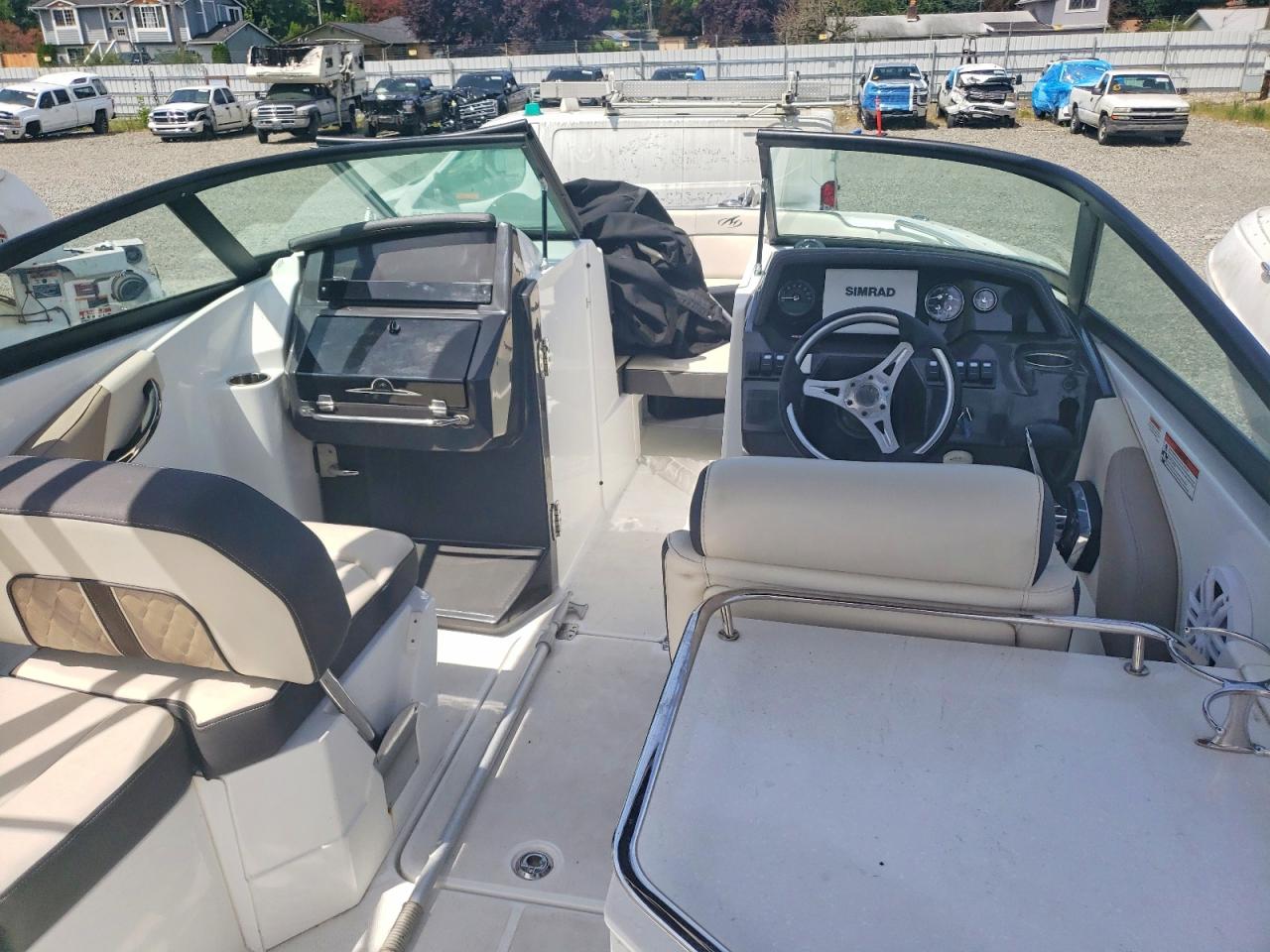 2023 MONTEREY BOAT AND T