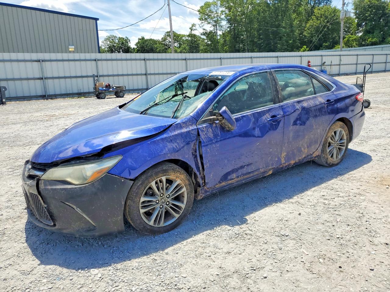 2016 TOYOTA CAMRY
