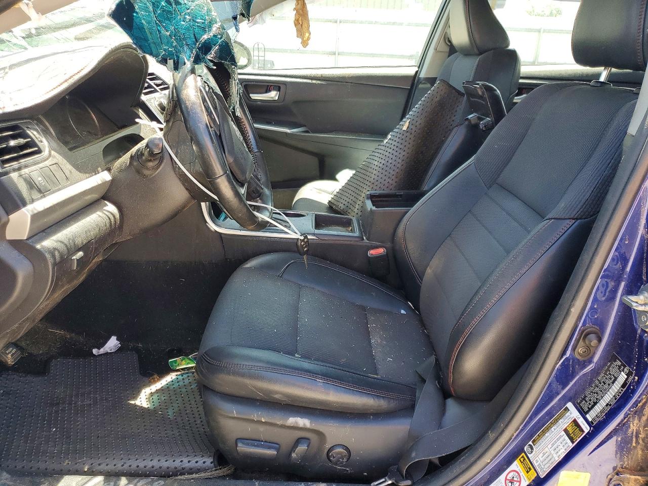 2016 TOYOTA CAMRY