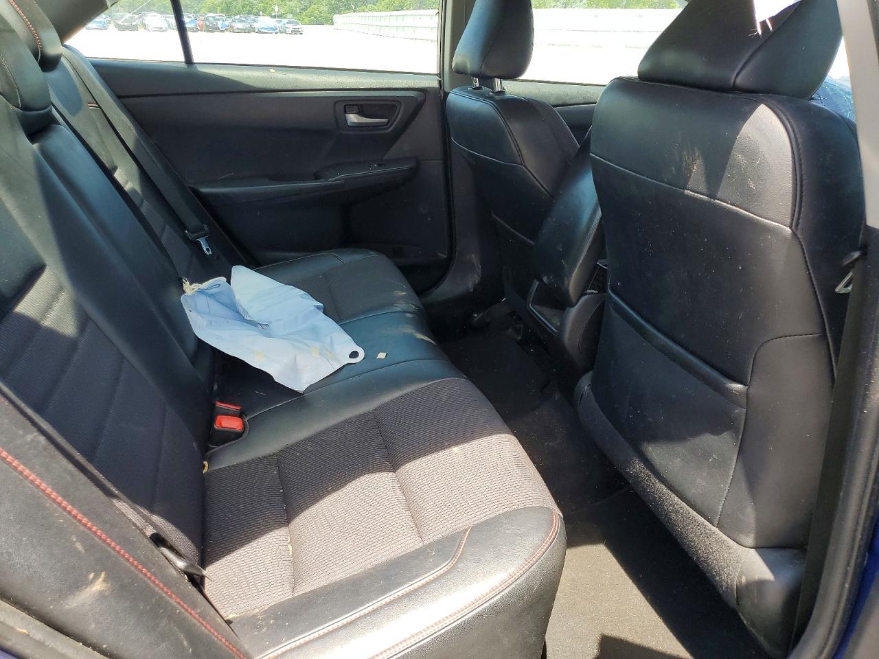 2016 TOYOTA CAMRY