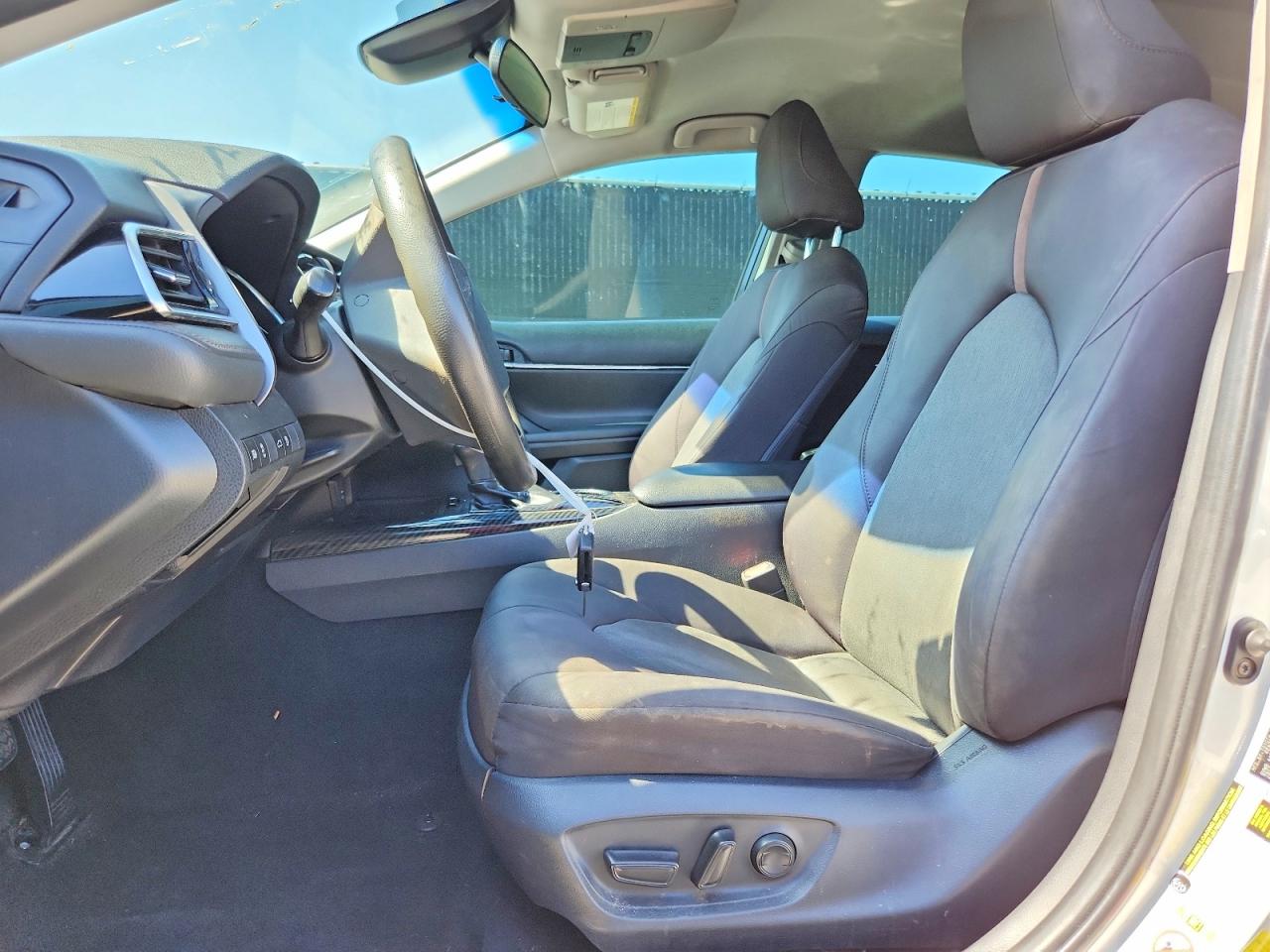 2018 TOYOTA CAMRY