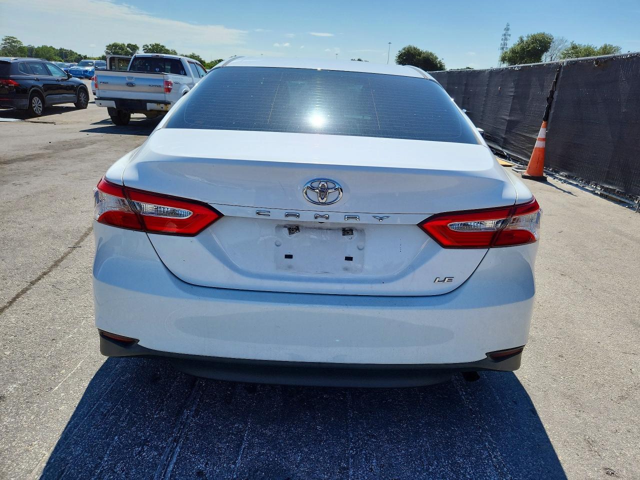 2018 TOYOTA CAMRY
