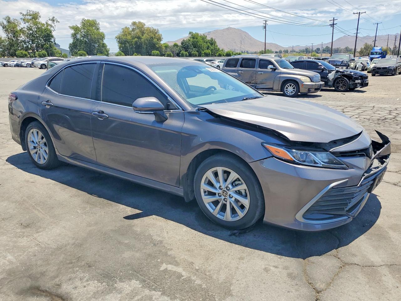 2023 TOYOTA CAMRY