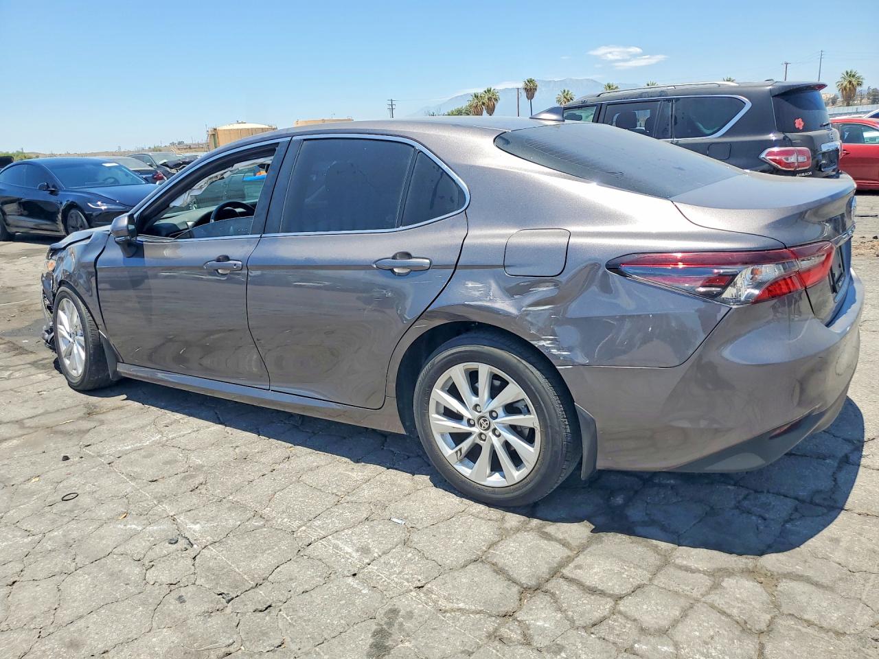 2023 TOYOTA CAMRY