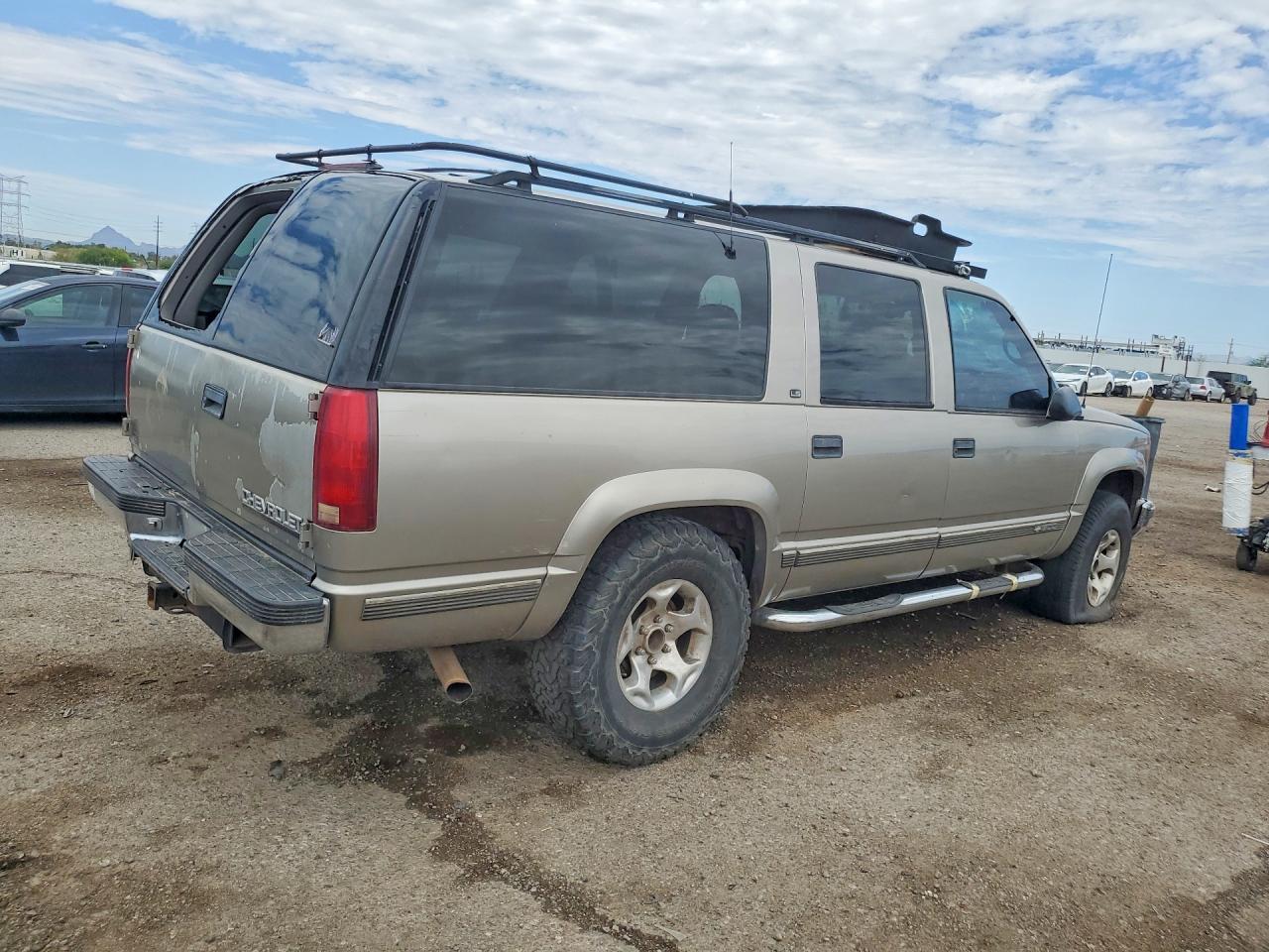 1999 CHEVROLET SUBURBAN