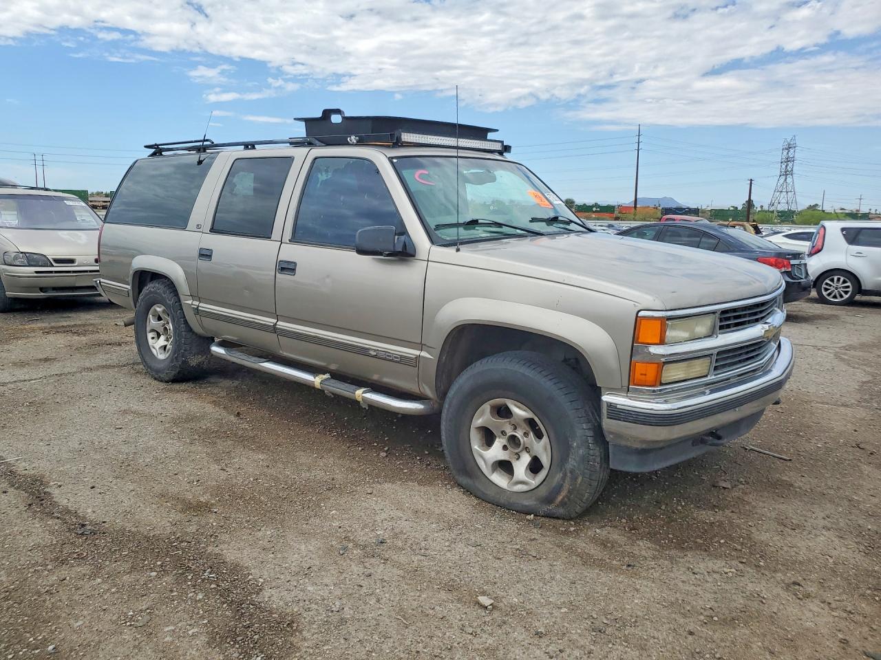1999 CHEVROLET SUBURBAN