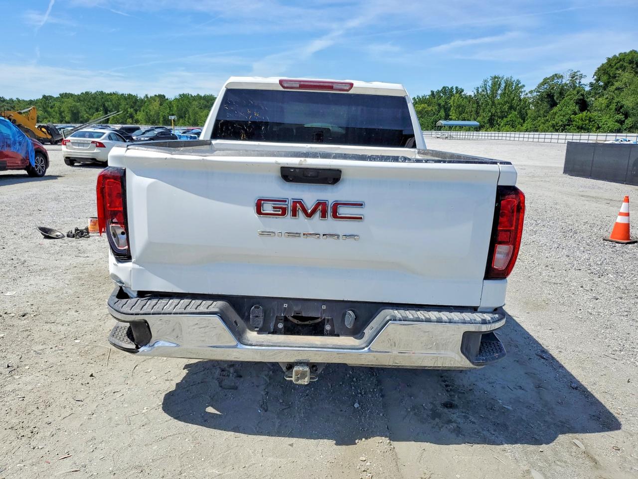 2024 GMC SIERRA