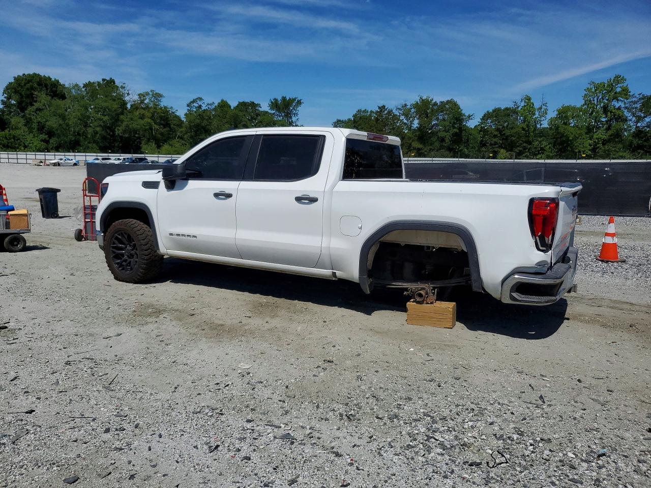 2024 GMC SIERRA