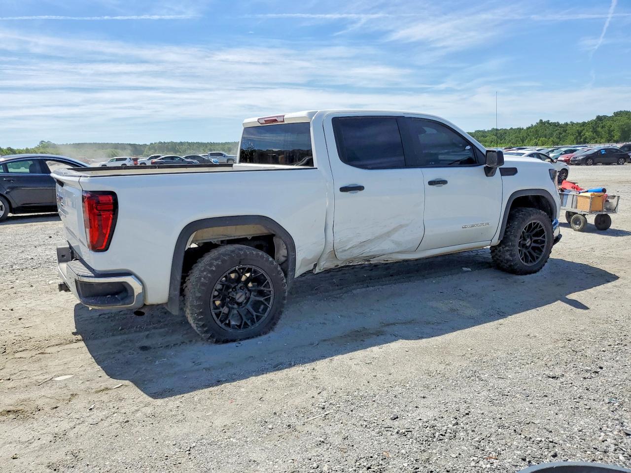 2024 GMC SIERRA