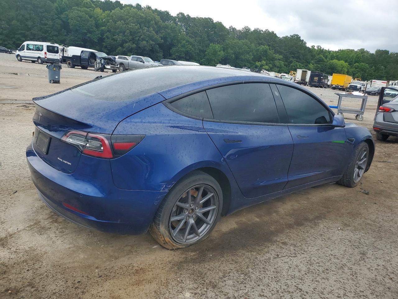 2021 TESLA MODEL 3
