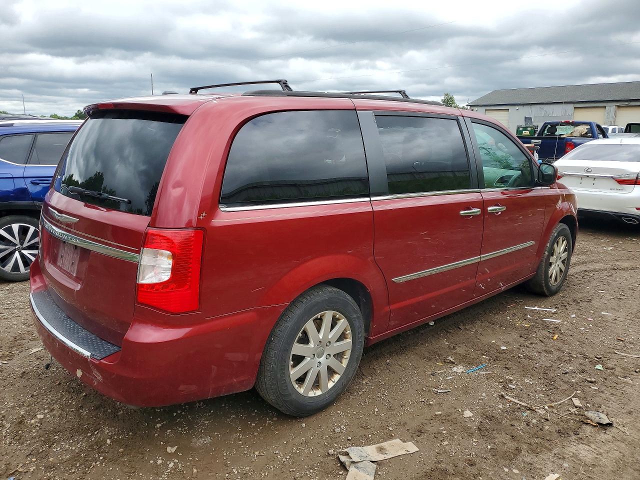 2016 CHRYSLER MINIVAN