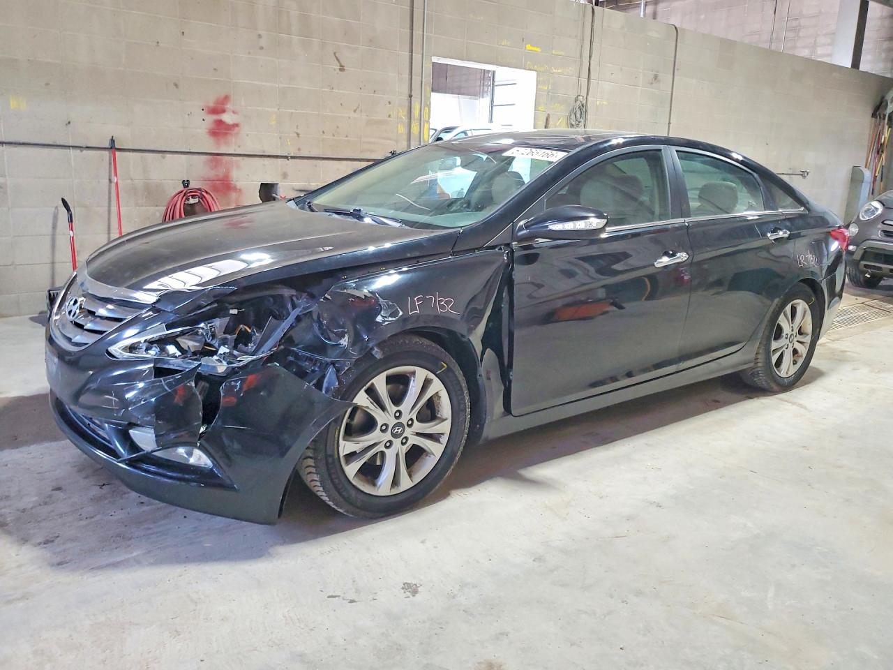 2011 HYUNDAI SONATA