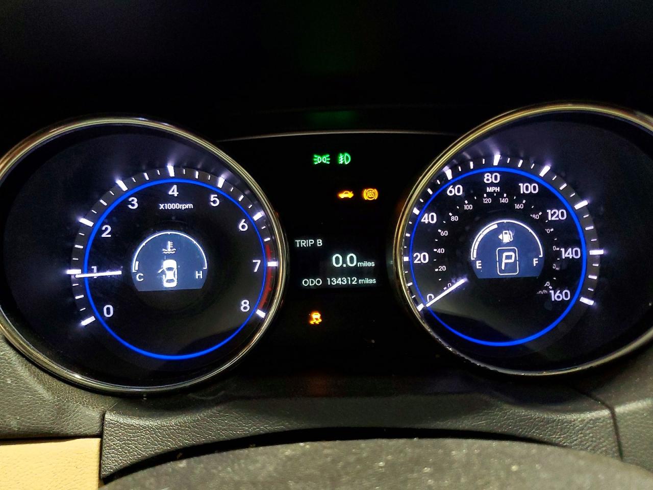 2011 HYUNDAI SONATA