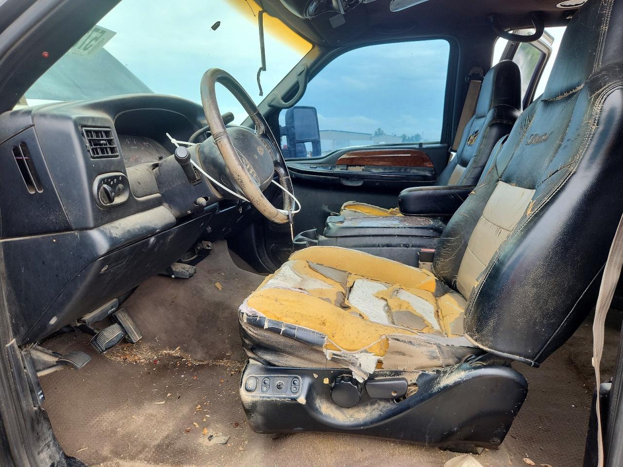 2002 FORD EXCURSION