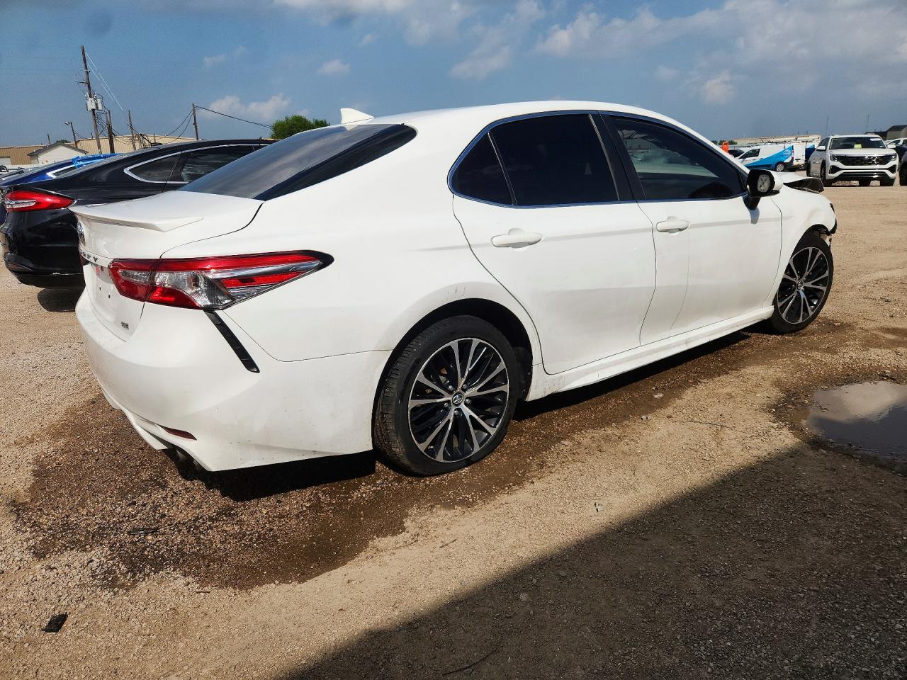 2020 TOYOTA CAMRY