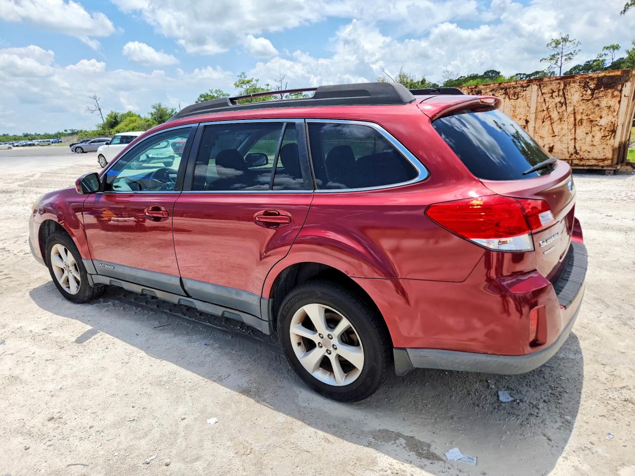 2013 SUBARU OUTBACK