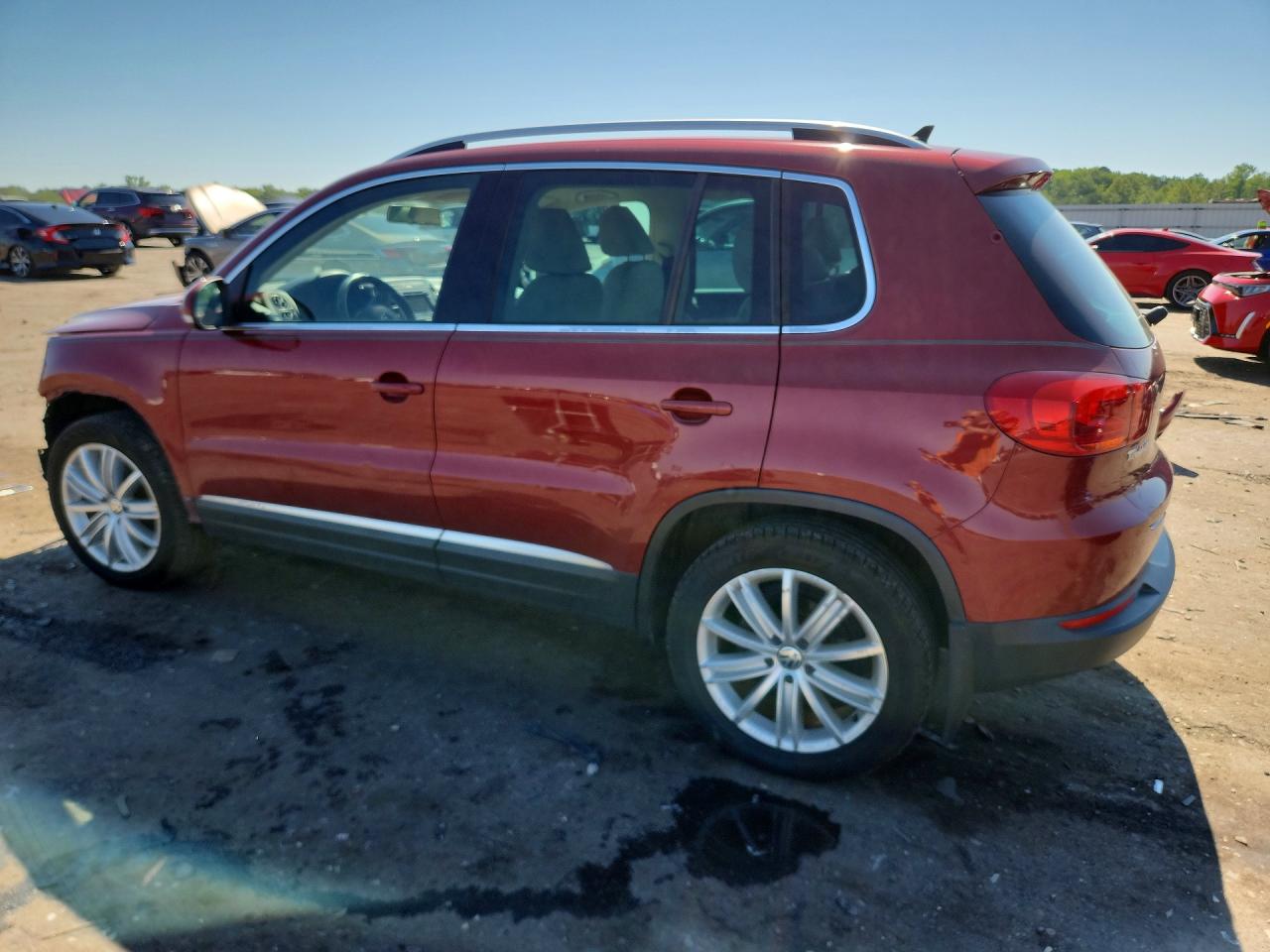 2014 VOLKSWAGEN TIGUAN