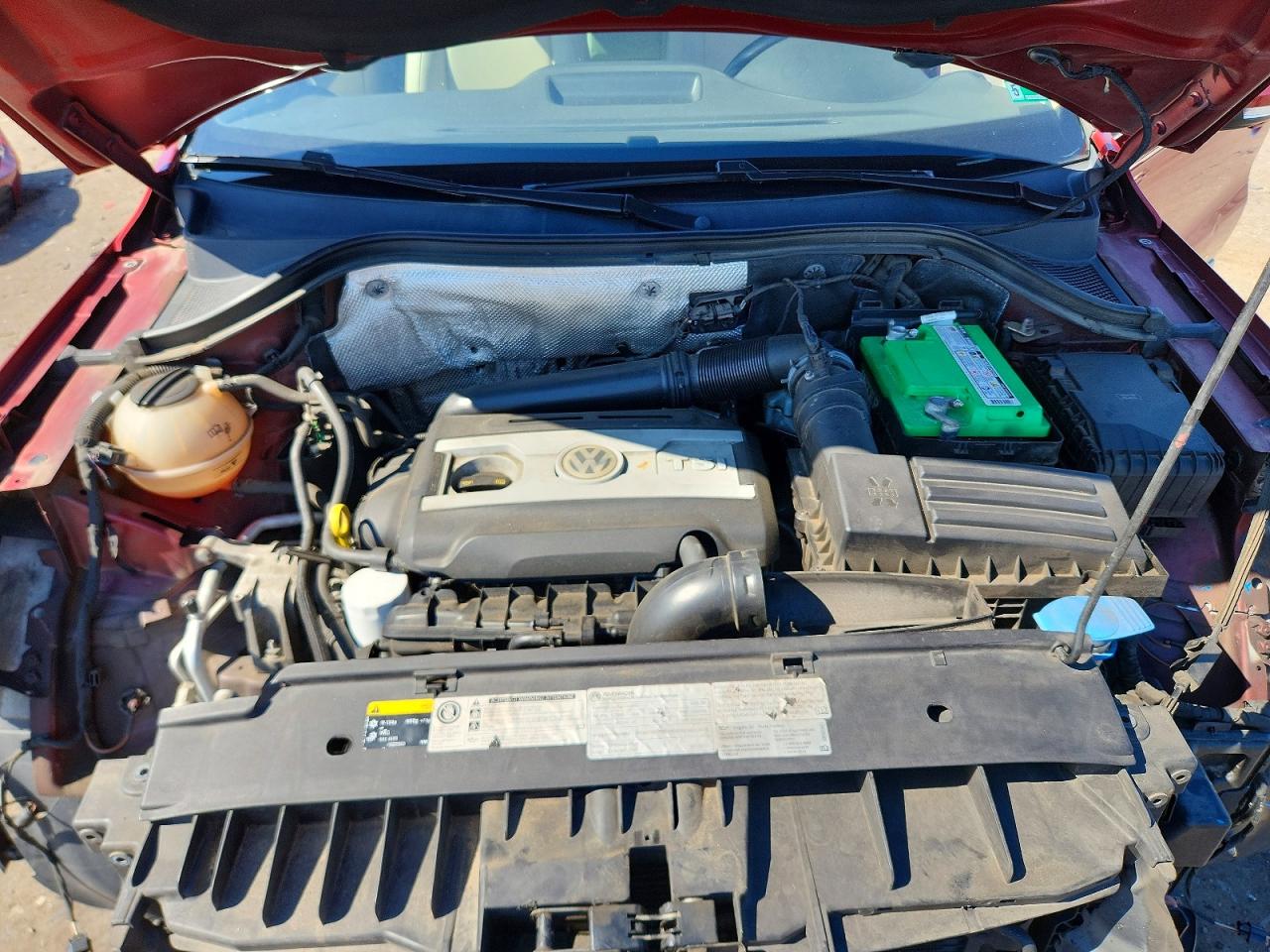 2014 VOLKSWAGEN TIGUAN