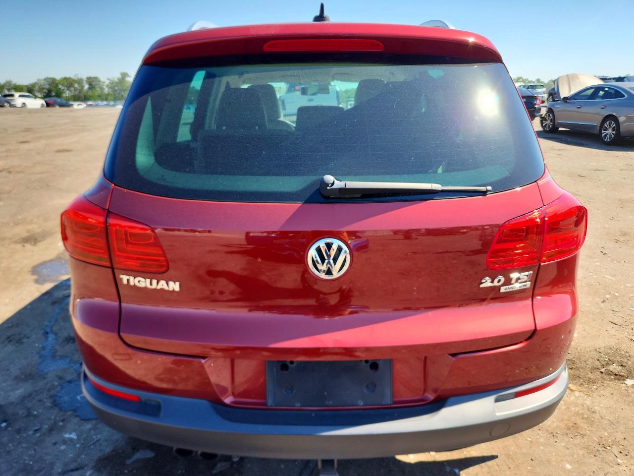 2014 VOLKSWAGEN TIGUAN